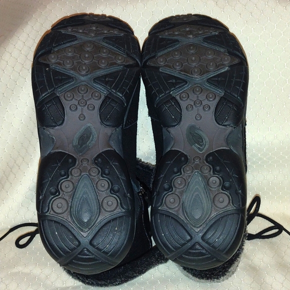 Women's Easy Spirit Elements Cuffed Winter Boots Sz. 6.5 - Picture 7 of 8